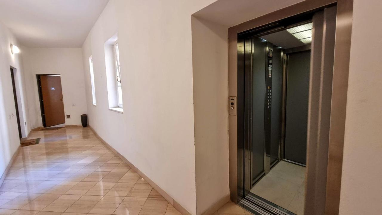 Al Trionfo 3 Apartment Trieste Ngoại thất bức ảnh